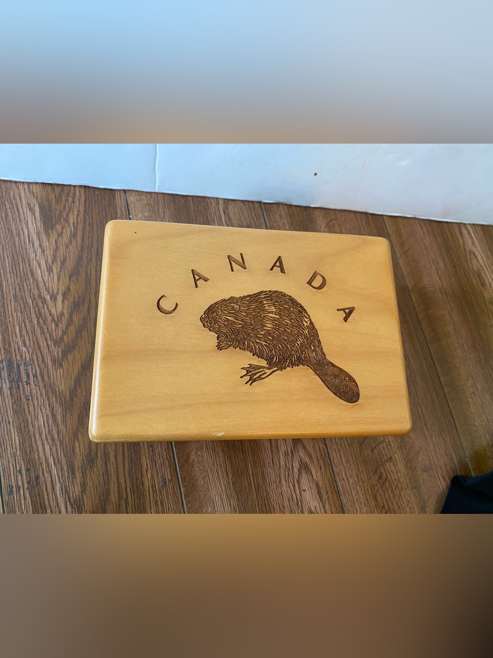 Canada Wood Box With Beaver Engraved